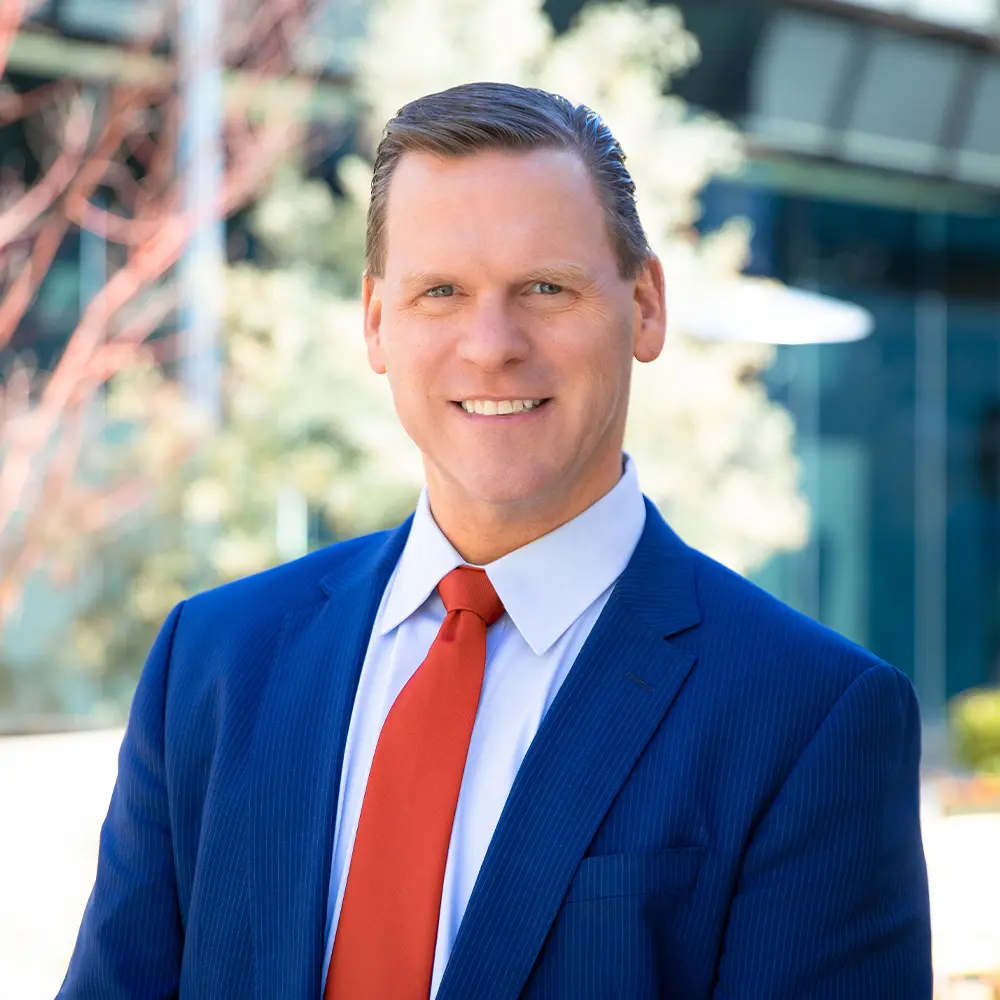 Kyle Stonis, CCIM headshot